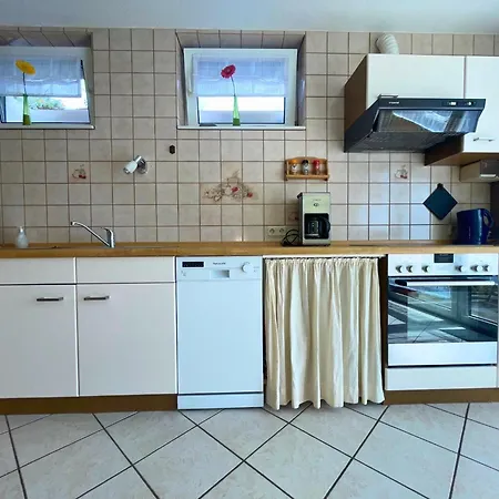 Ehemaligen Schaeferhof , Cleaning Included *