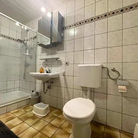 Ehemaligen Schaeferhof , Cleaning Included Daire *